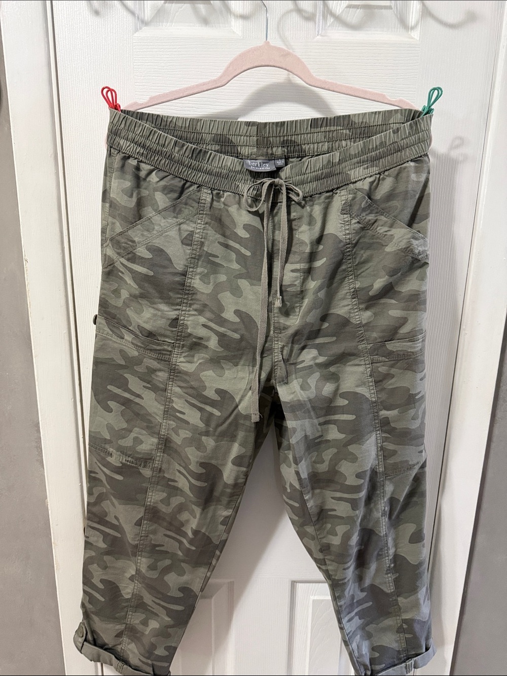 Women's Camo Drawstring pull on Pants - Olive Green Size L